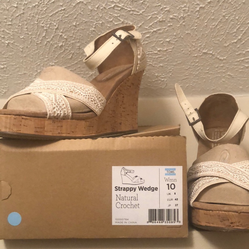Toms strappy wedge crochet.